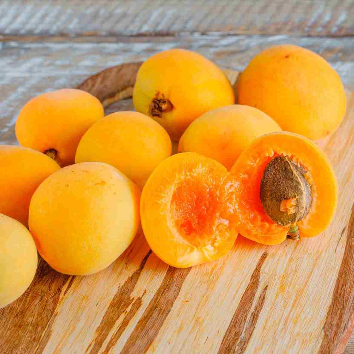 تصویر 1 از قیسی هسته دار تهیه شده به روش سنتی و سالم