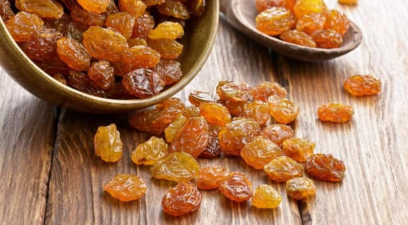 تصویر 4 از کشمش پلویی چمنی راز خوش طعمی غذاهای سنتی