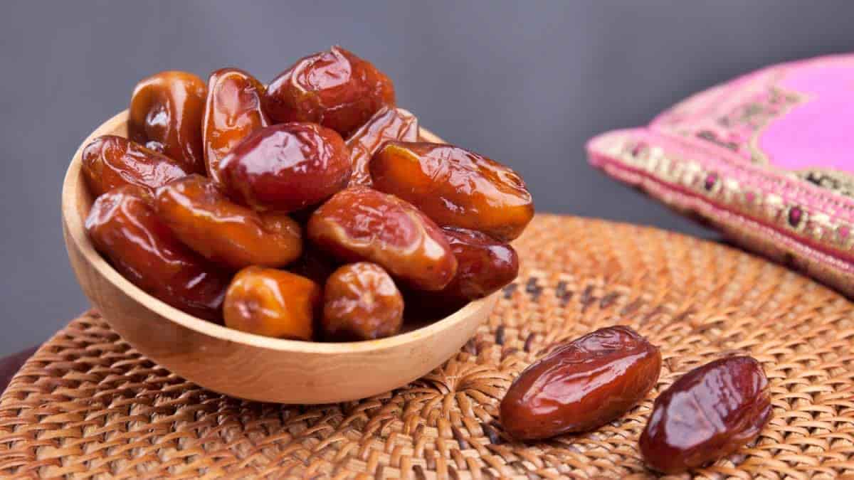 خرما زاهدی اعلا مناسب چیدمان فروشگاهی و بسته بندی شکیل