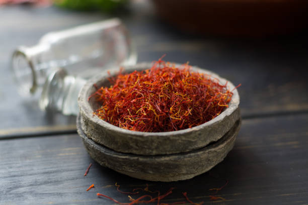 تصویر 2 از زعفران خراسان رضوی با عطر اصیل و رنگی ماندگار