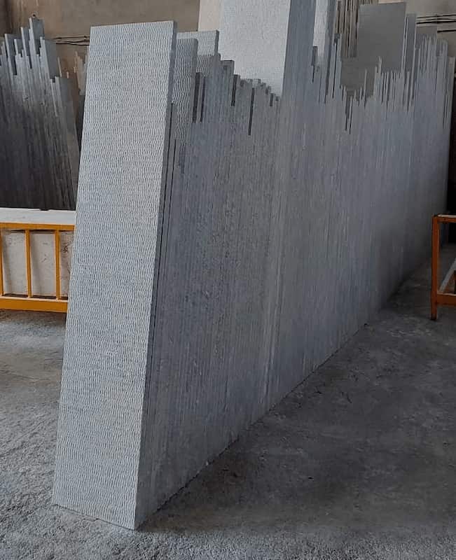 تصویر 1 از سنگ کریستال تیشه ای با اصطکاک بالا و مقاومت عالی در برابر لغزش و سایش