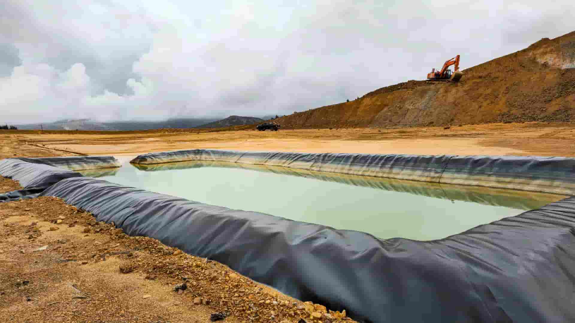 ورق ژئوممبران فرنام بسپار مناسب افزایش دوام سازه های ذخیره ای