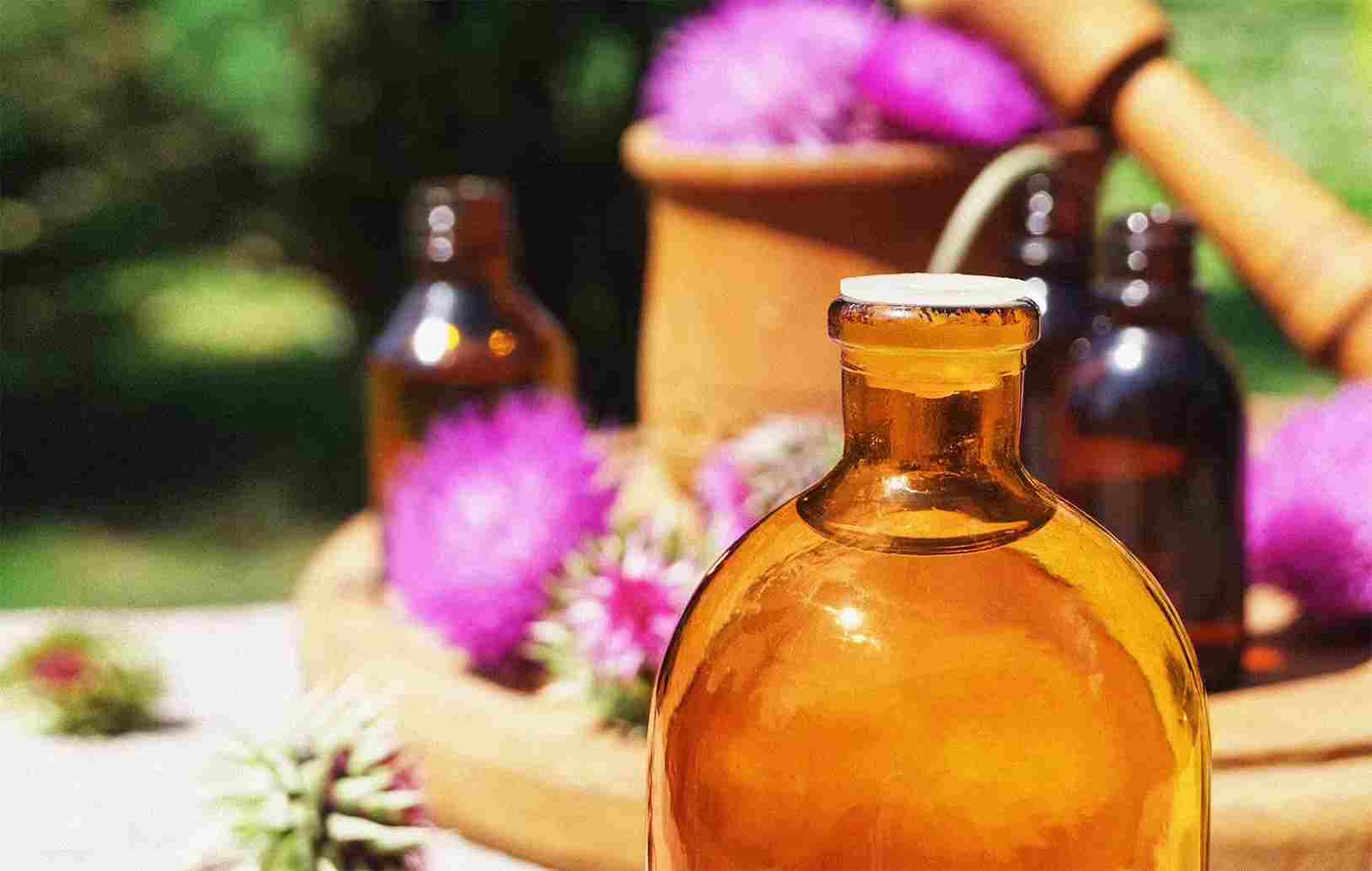 تصویر 3 از عرق خار مریم اصل با شفافیت بالا و طعم اصیل گیاهی