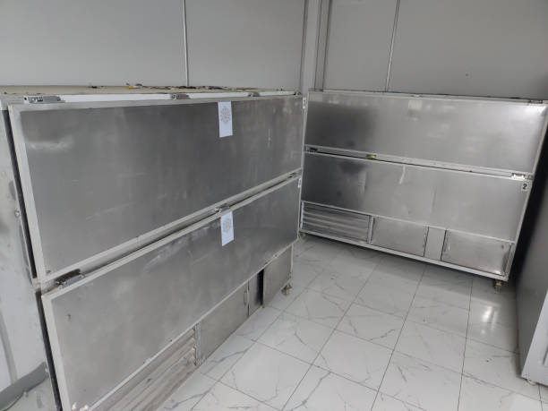 تصویر 3 از یخچال صنعتی تنکابن تجهیزی قدرتمند برای مراکز غذایی پرتردد