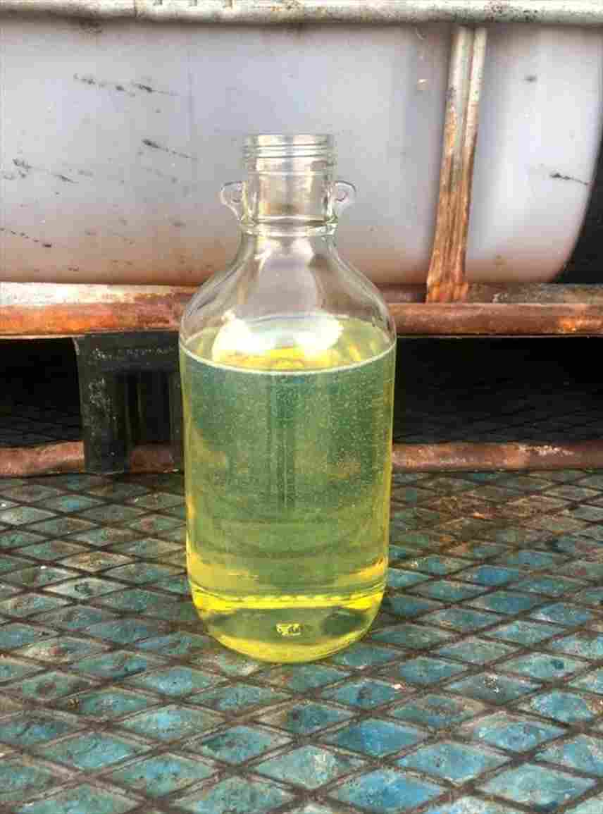 تصویر 1 از عرق بیدمشک برای کبد چرب با تقطیر سنتی و کیفیت پایدار