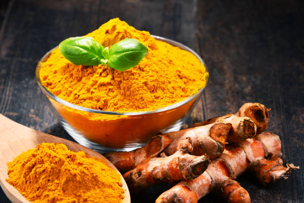 تصویر 1 از پودر زردچوبه چارمنار برای ایجاد رنگ و مزه مطلوب غذاها