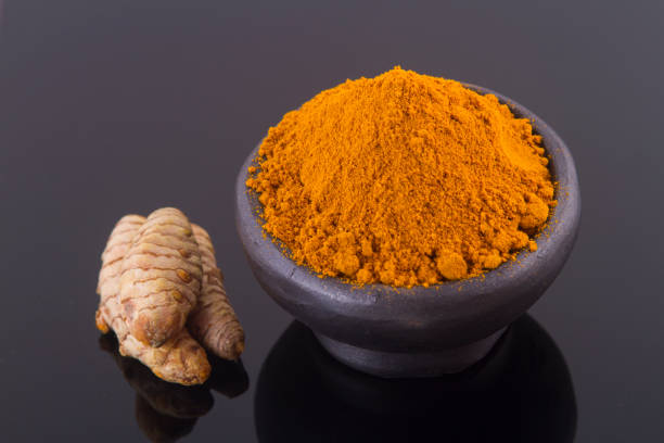 تصویر 1 از پودر زردچوبه سی تاج راز رنگ طلایی غذاهای خوش طعم