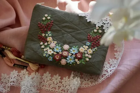 سجاده نماز جیبی همراهی کاربردی برای سفر