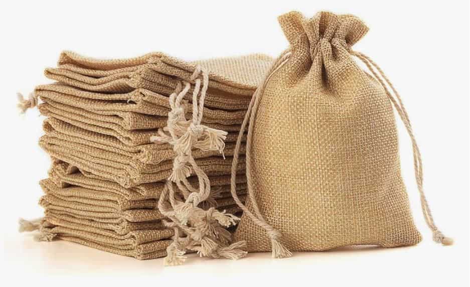 گونی کنفی تزئینی محصولی کاربردی برای ساخت اکسسوری و صنایع دستی