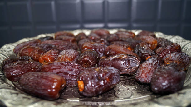 فروش عمده خرما پیارم صادراتی