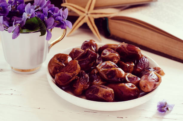 فروش خرما پیارم صادراتی + قیمت خرید به صرفه