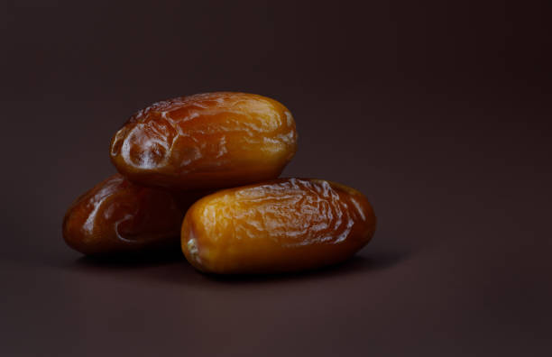 قیمت خرید خرما پیارم درجه یک + فروش ویژه
