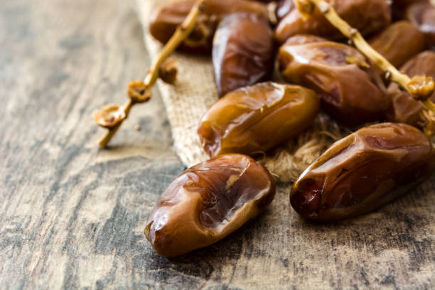 فروش خرما پیارم اصل + قیمت خرید به صرفه