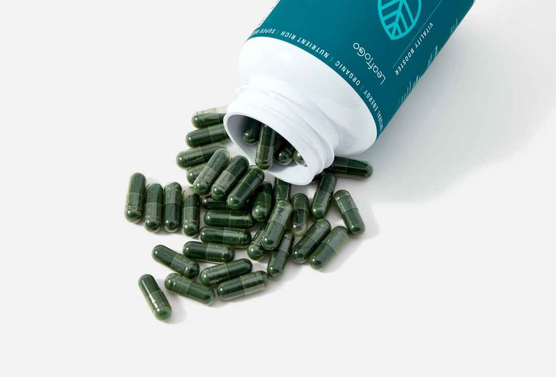 قرص گیاهی معده سبز رنگ ساخته شده از ترکیبات طبیعی منتخب