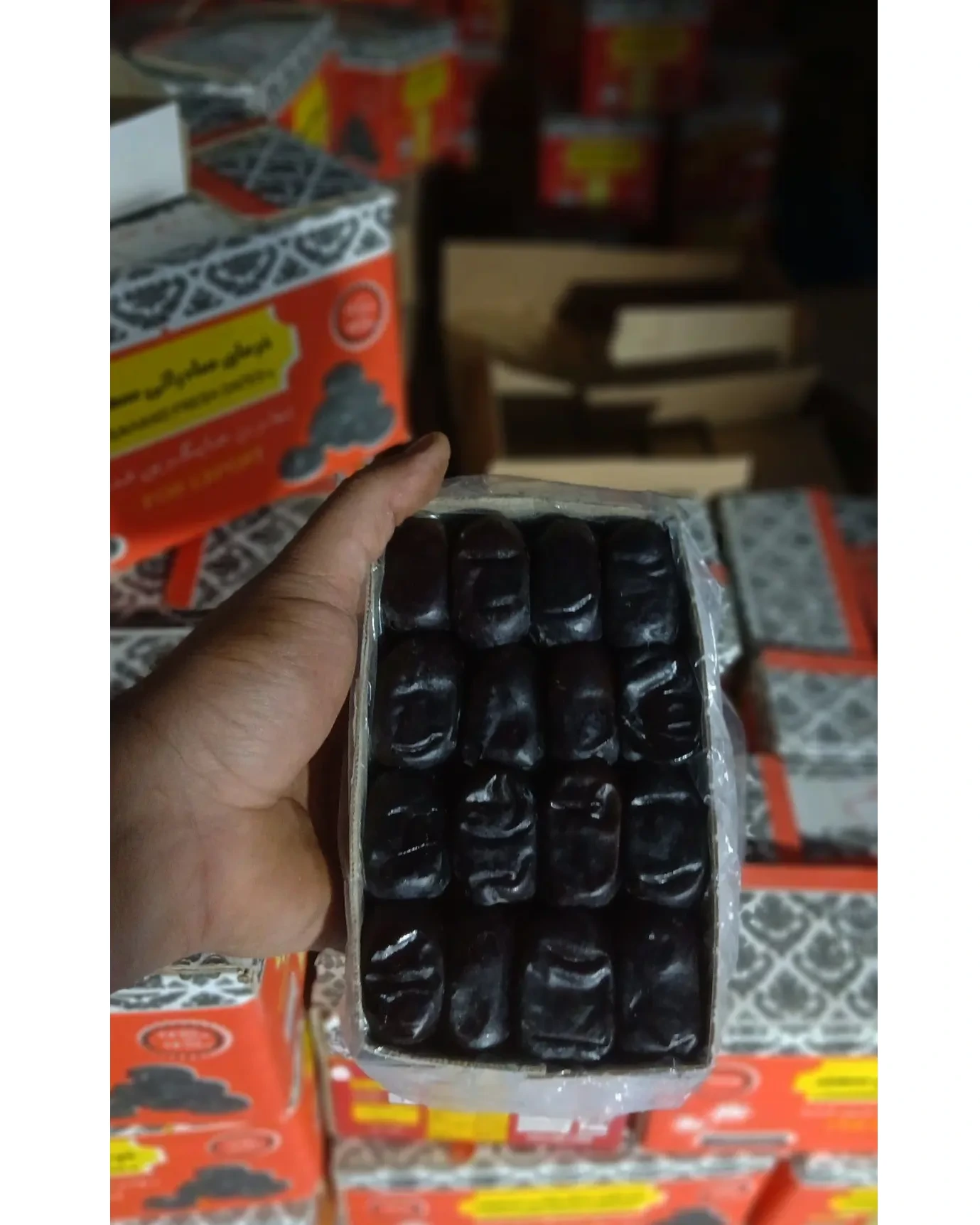 خرید خرما مضافتی با بسته بندی صادراتی