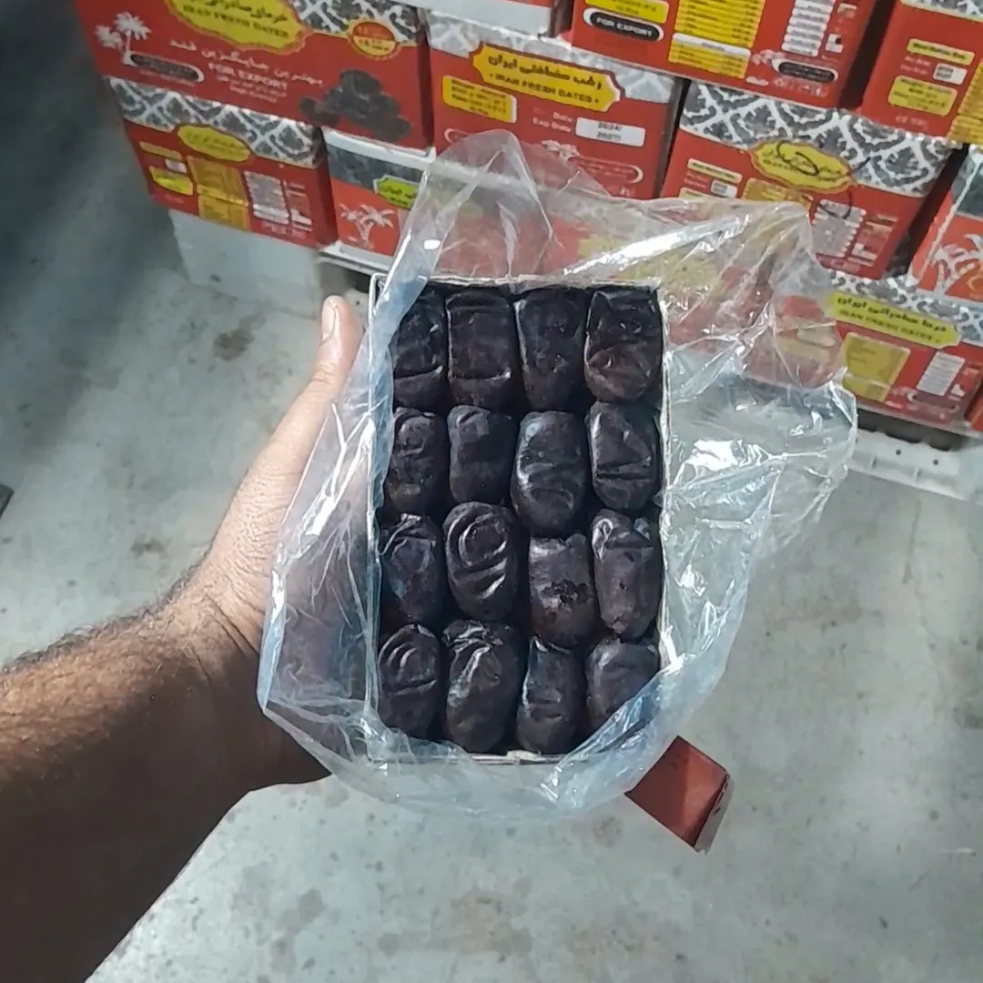 تصویر 3 از خرمای مضافتی عمده با قیمت رقابتی
