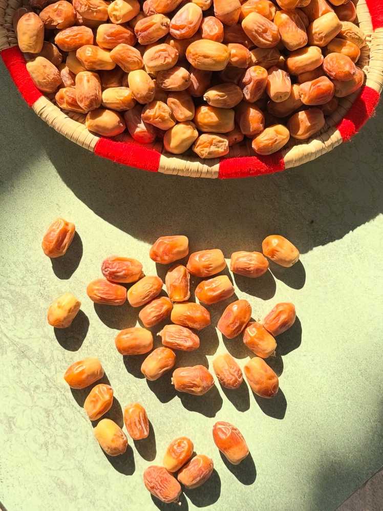 تصویر 3 از خرما زاهدی صادراتی با بسته بندی استاندارد