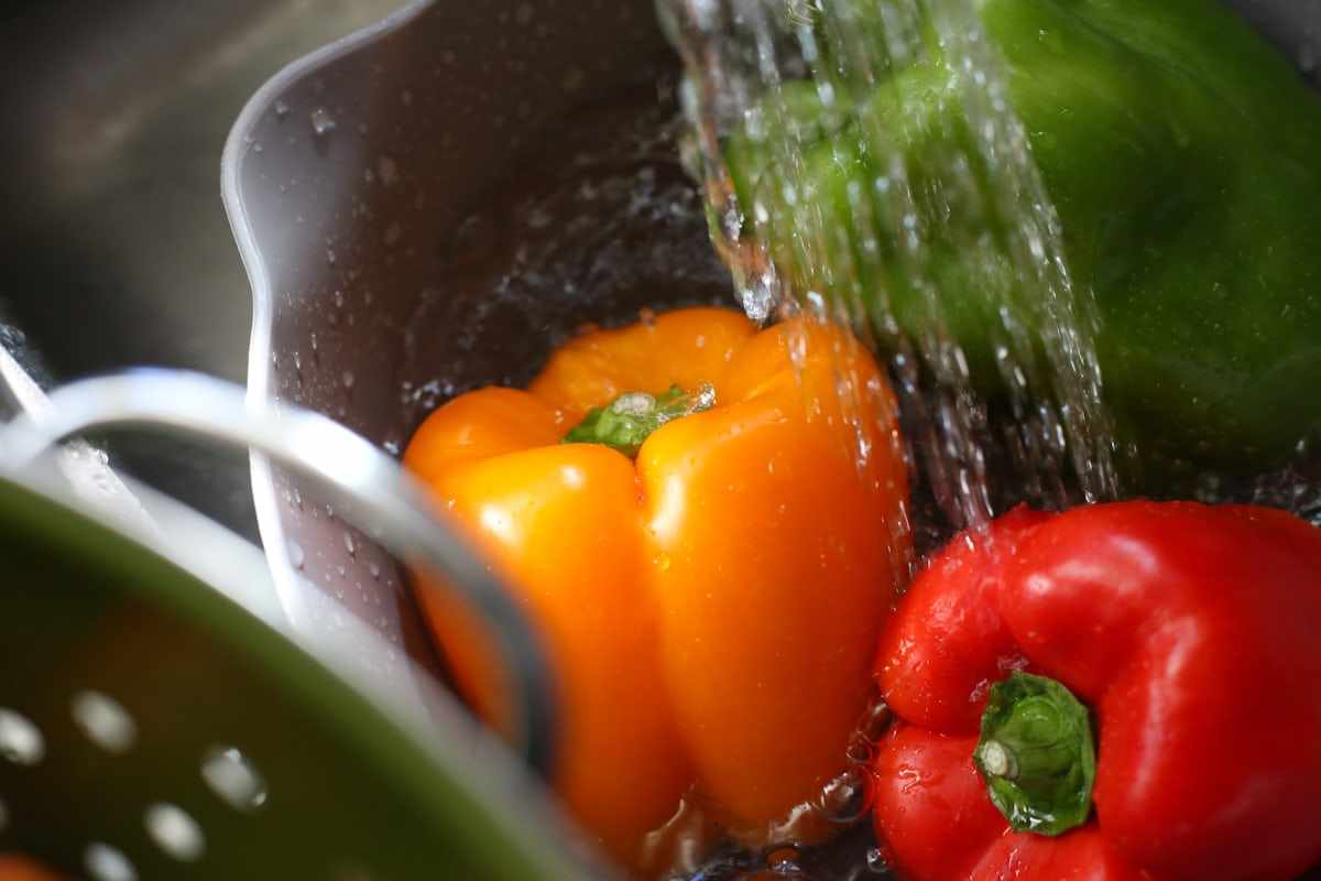 تصویر 1 از فروش عمده فلفل دلمه ای رنگی خوش طعم و گوشتی