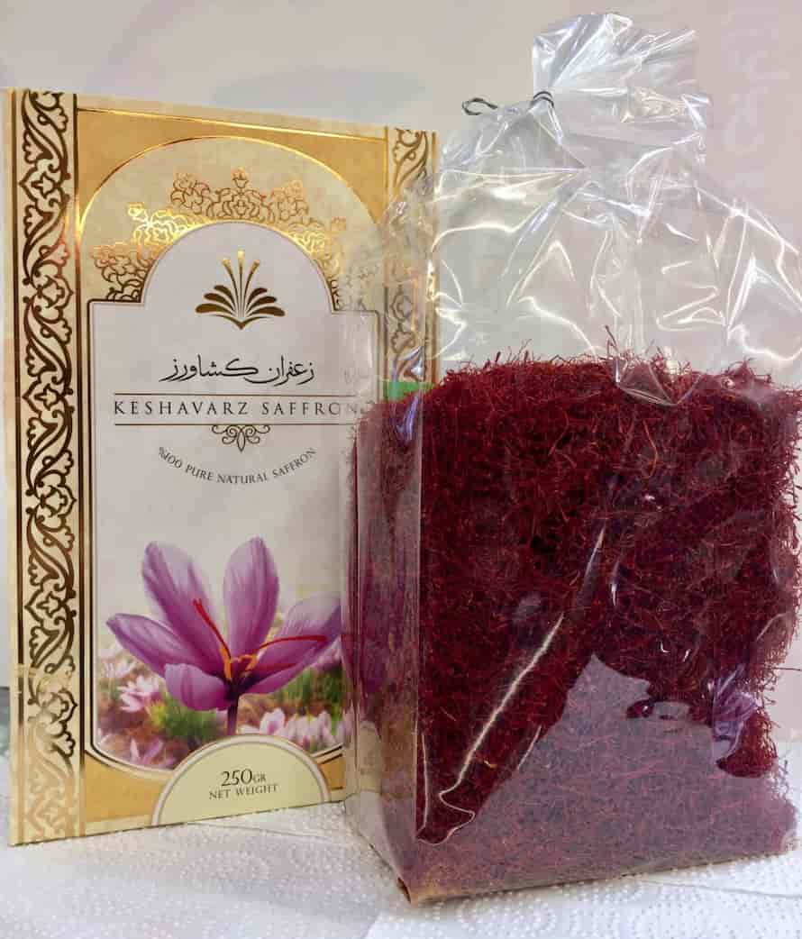 زعفران کشاورز مشهد با برداشت تازه و کیفیت طبیعی