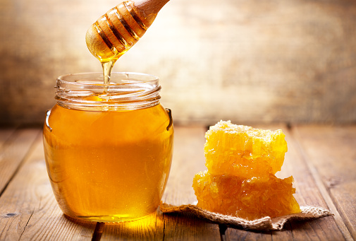 فروش مستقیم و عمده عسل خوانسار هانیوا + قیمت ویژه