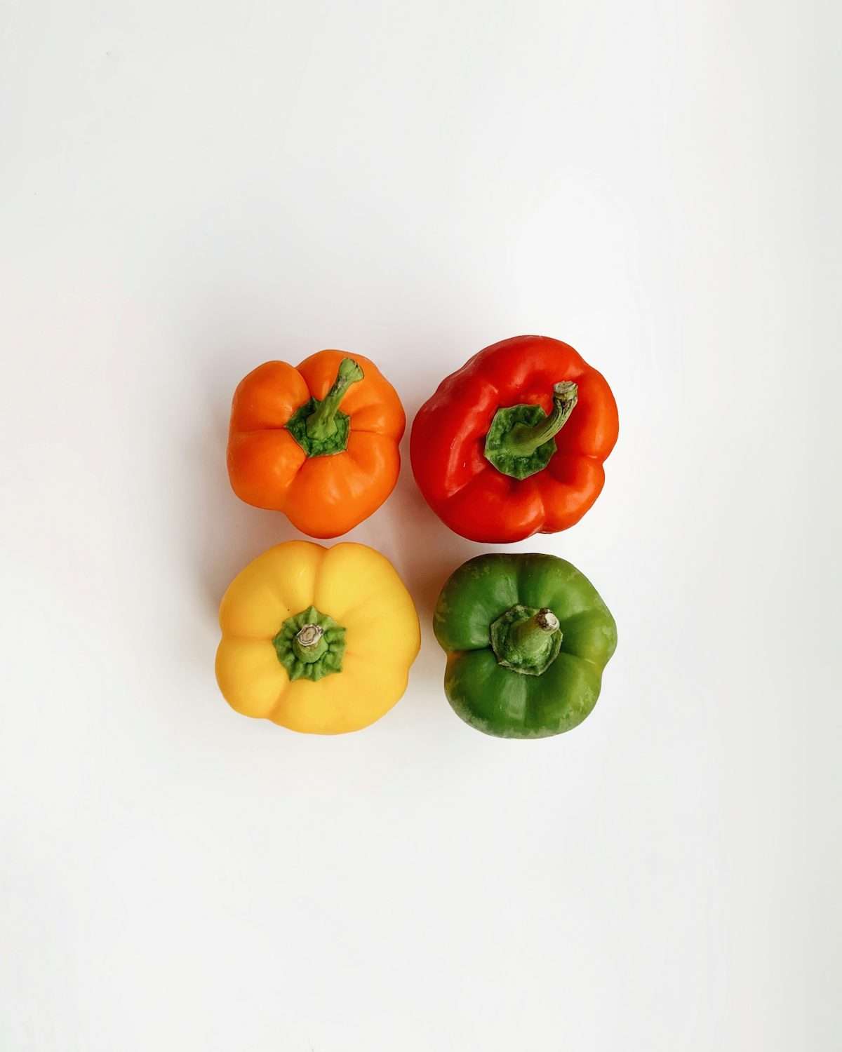 خرید عمده فلفل دلمه‌ای رنگی با کیفیت ممتاز و قیمت مناسب