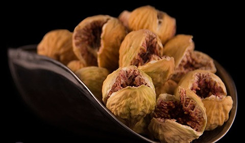 انجیر خشک پرک ظاهری متفاوت، طعمی شیرین و بافتی دلپذیر