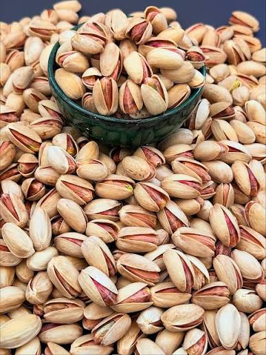 پسته اکبری مخصوص اجیل + سفارش و حجم بالا