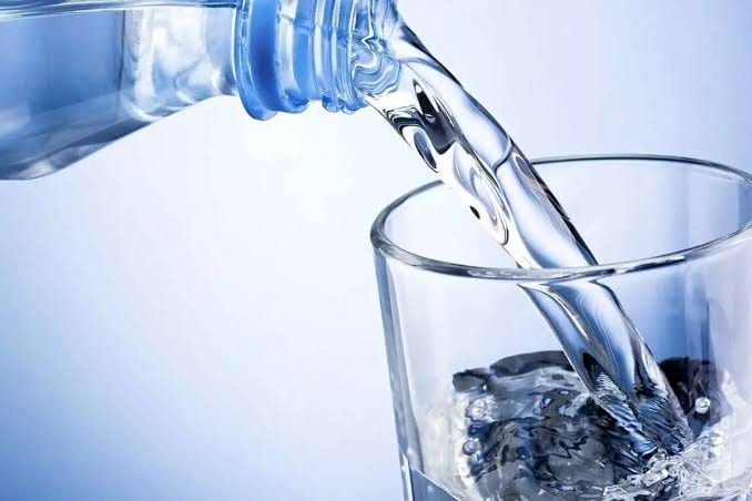 خرید و قیمت آب مقطر آزمایشگاهی + فروش صادراتی