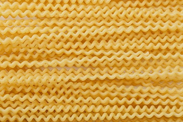 ماکارونی پیچ پیچی مناسب انواع غذاهای خانگی