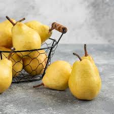خرید گلابی بیروتی