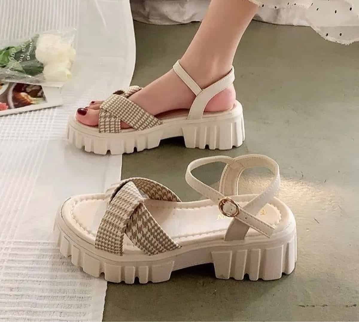 صندل لژدار شیک مناسب استفاده روزانه و مهمانی