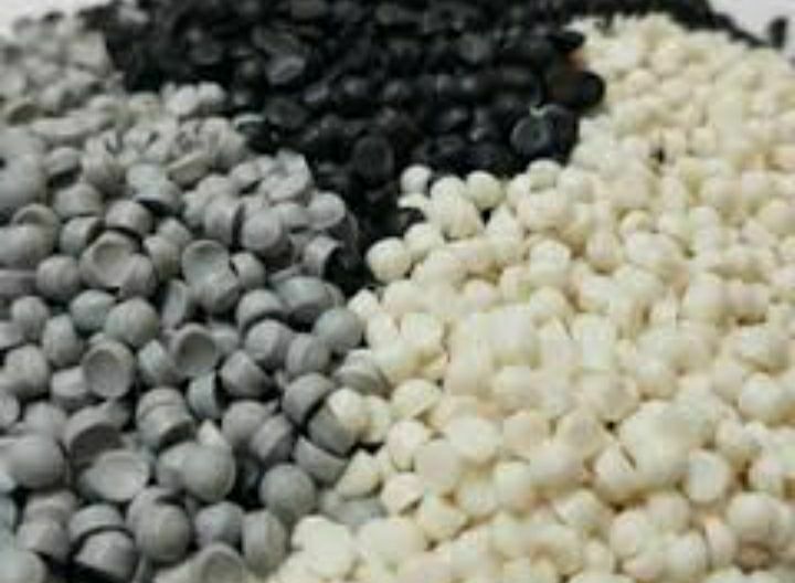 تصویر 2 از گرانول Pvc با انعطاف پذیری بالابرای تولید شلنگ