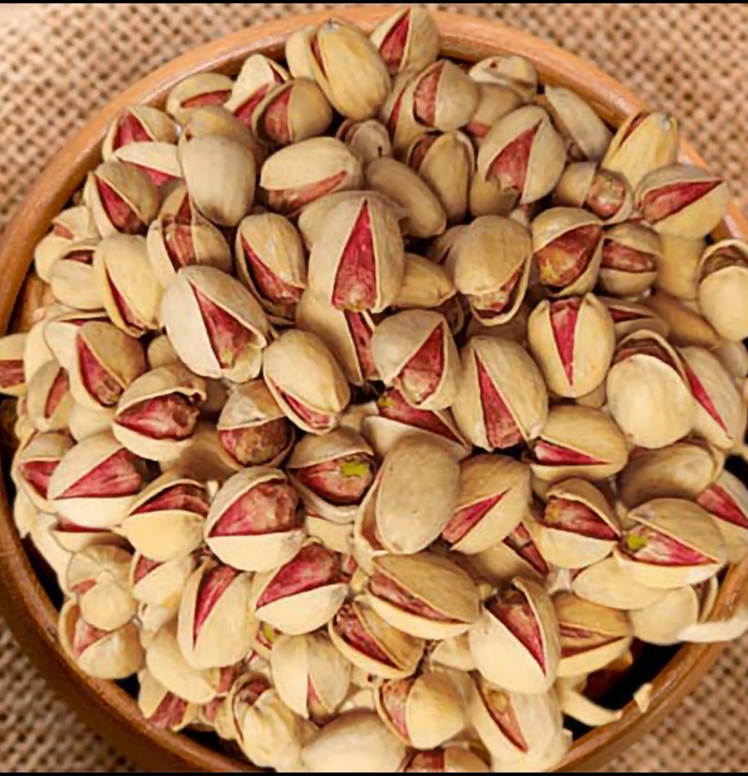 پسته کله قوچی تازه و خوش طعم و درجه یک + طعم اصیل ایرانی و مصارف تجاری + قیمت و خرید عمده