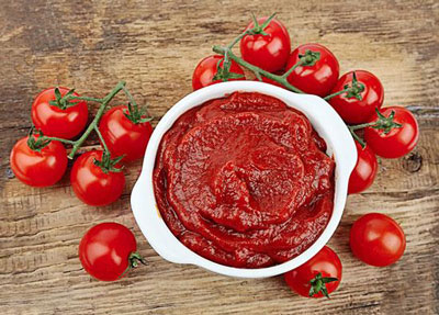 کنسرو رب گوجه فرنگی شیشه ۱۶۰۰ گرمی + قیمت عمده کارخانه