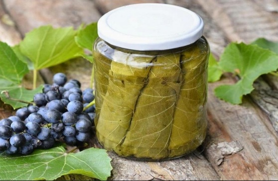 برگ مو ۱۸۰ گرمی + برگ انگور باکیفیت مناسب تهیه دلمه