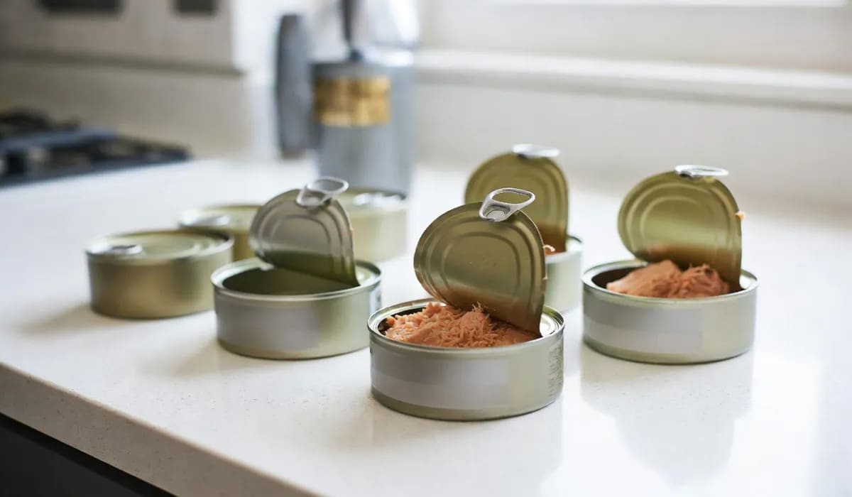 کنسرو تن ماهی با روغن زیتون مناسب رژیم غذایی