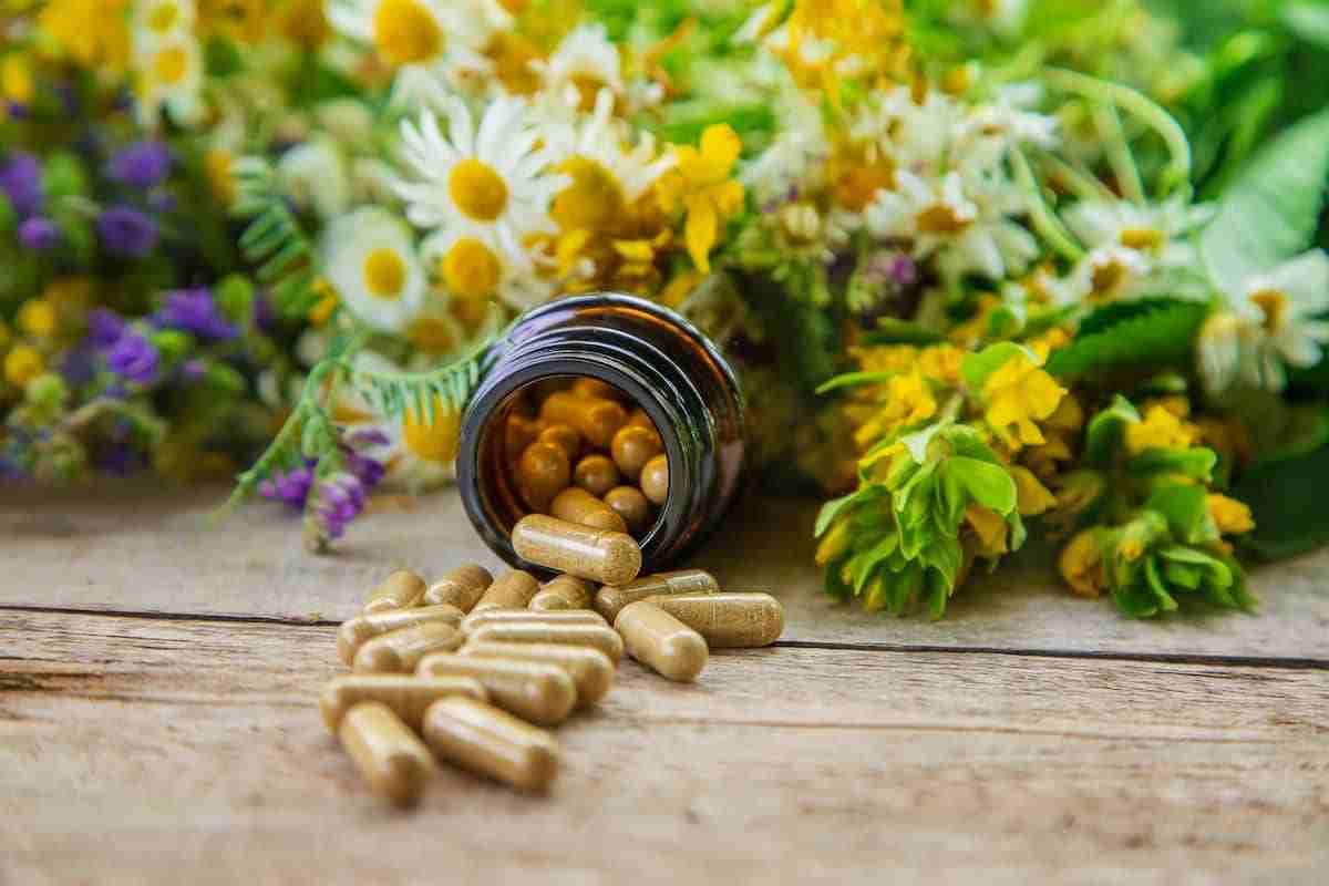 قرص گیاهی خواب آور ملاتونین برای کمک به تنظیم خواب