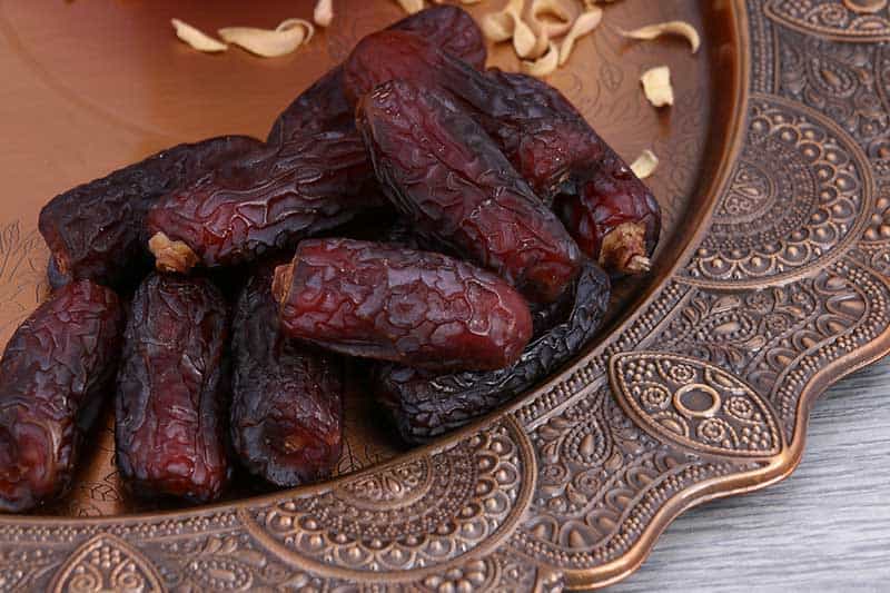 خرما پیارم جهرم با کیفیت قابل توجه در بسته بندی