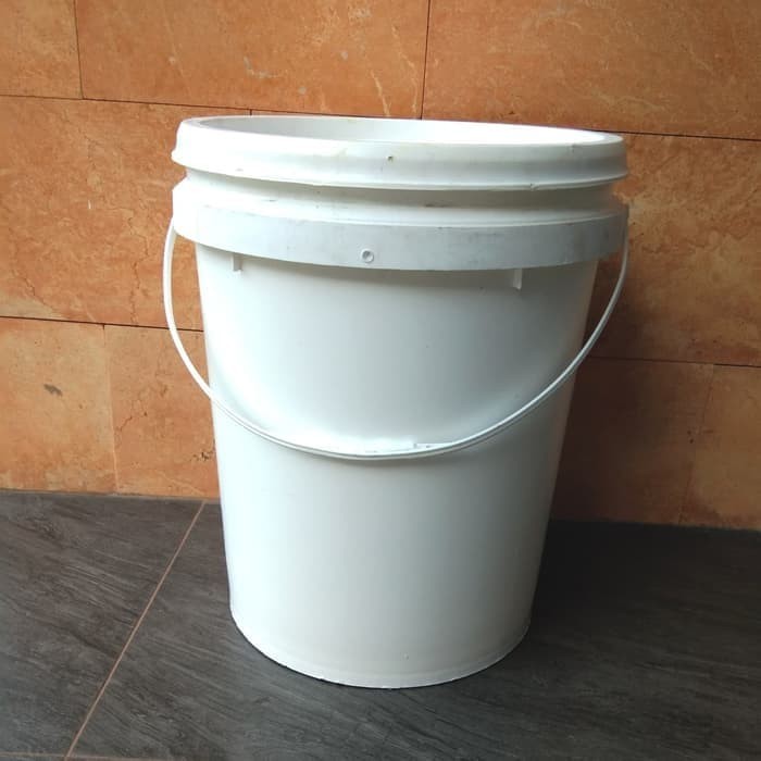 خرید سطل ۴ لیتری پلاستیکی به صورت عمده