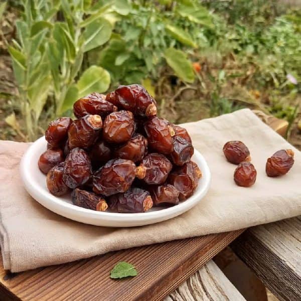 خرما خاصویی کارتنی با بسته بندی مقاوم برای حمل آسان