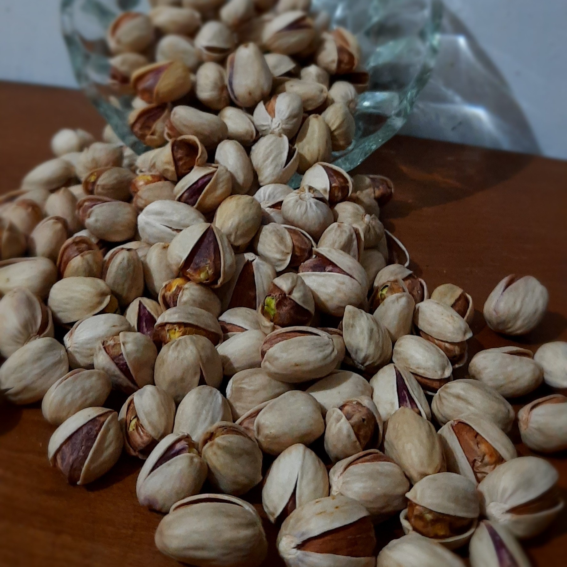 پسته کله قوچی صادراتی + مناسب مشتریان حرفه ای خشکبار + قیمت و خرید عمده