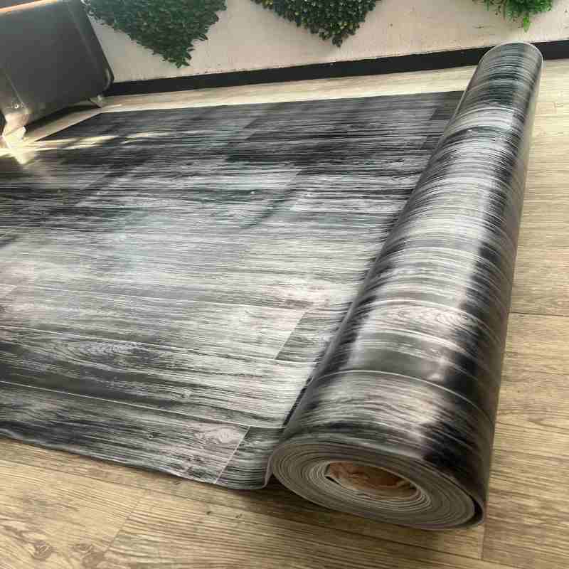 تصویر 5 از کفپوش رولی پشت‌نمددار + انتخاب مناسب برای دکوراسیون منزل