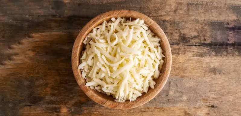پنیر پیتزا رژیمی با کشسانی مناسب برای پخت