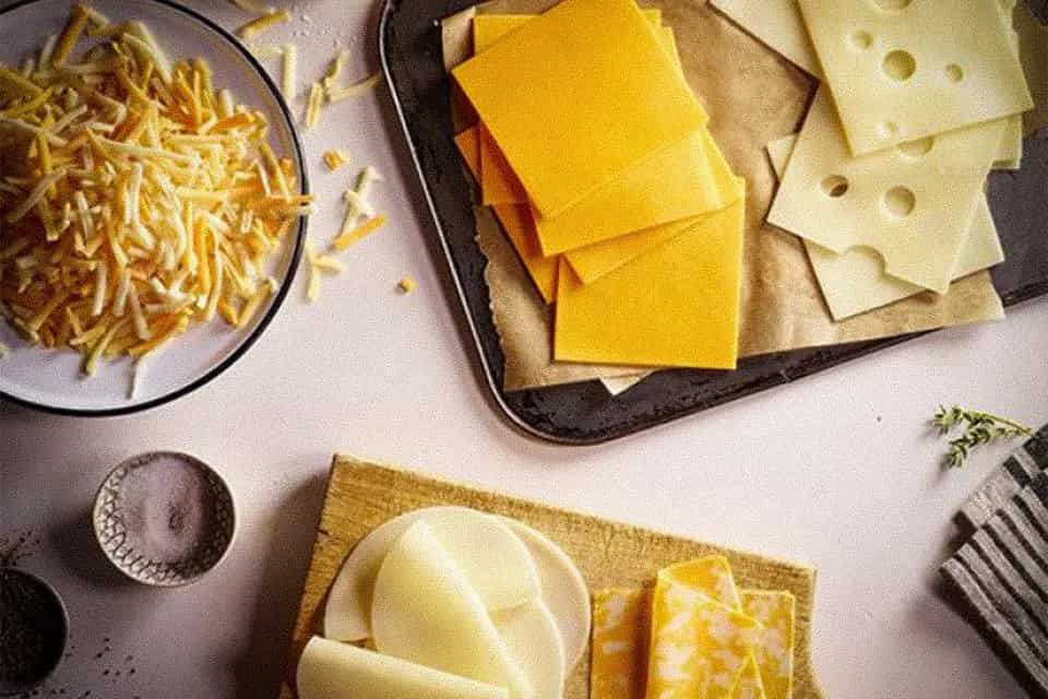 پنیر پیتزا غیر پروسس برای تهیه غذاهای گرم و فرپز