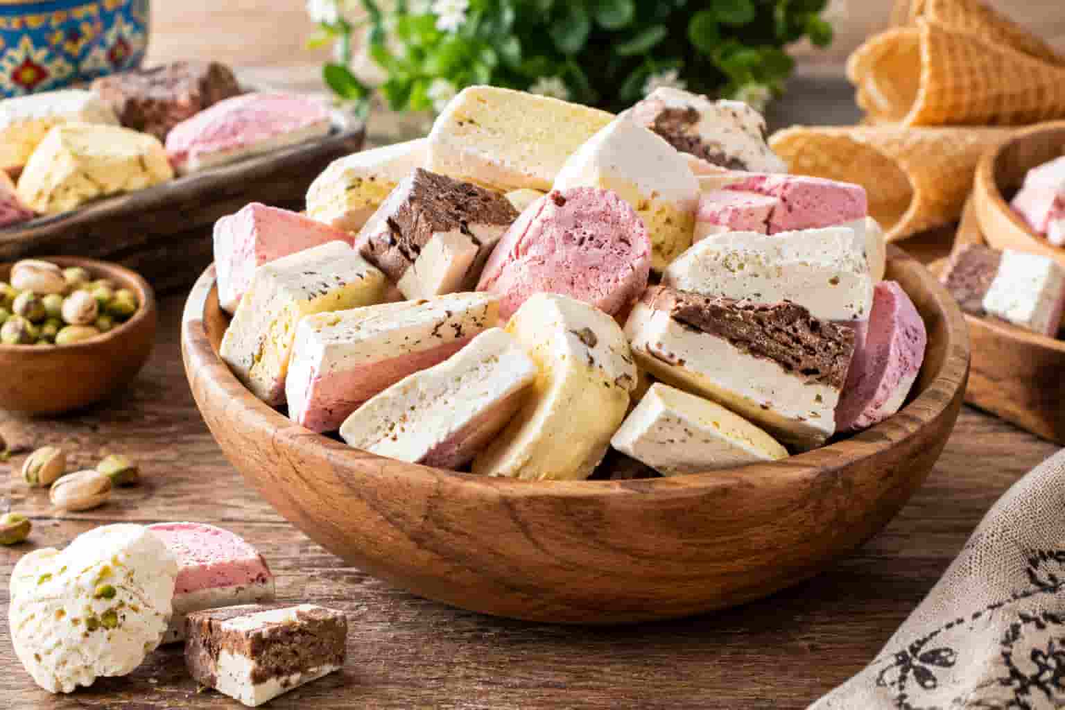 بستنی خشک سنتی با طعم متفاوت در اندازه های متنوع