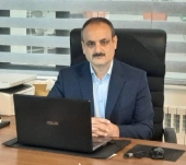 داریوش زراعتی